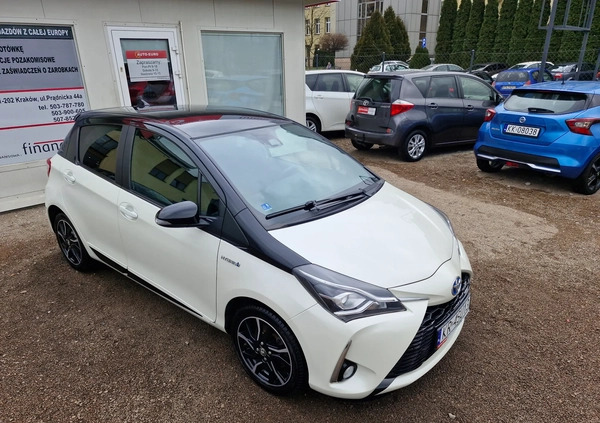 Toyota Yaris cena 64900 przebieg: 85000, rok produkcji 2018 z Pilica małe 781